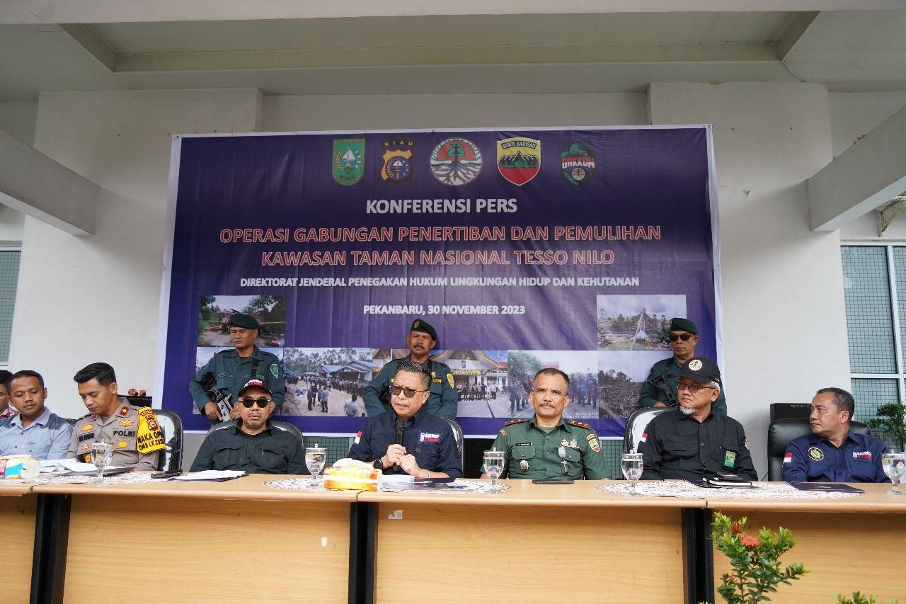 KLHK Gelar Operasi Gabungan Tindak Pelaku Perambahan dan Perusakan Taman Nasional Tesso Nilo
